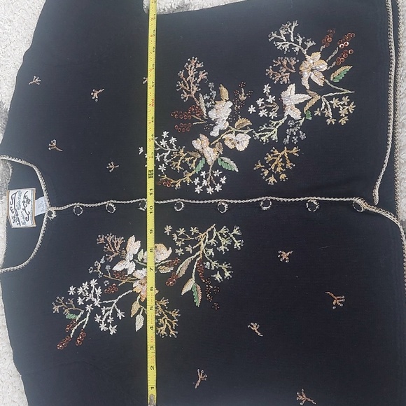 Heirloom Collectible Vintage Y2K Black Cardigan Sweater Floral Embroidered Med - Picture 4 of 5